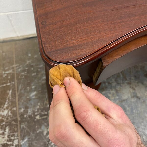 French polishing with a polishing rubber