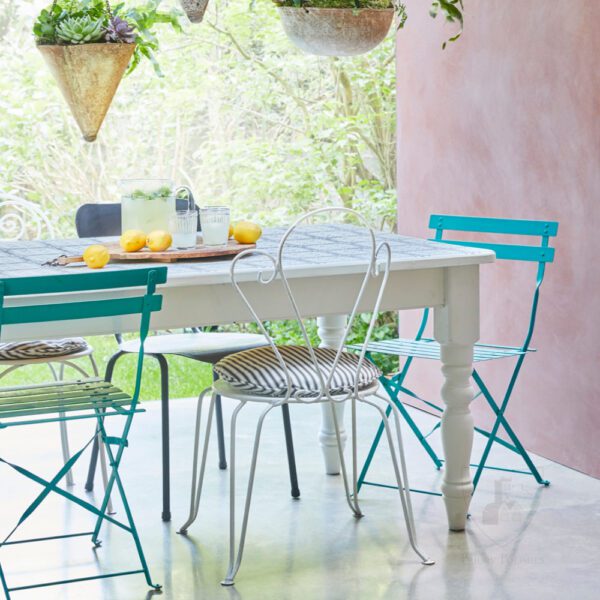 Provence – Chalk Paint by Annie Sloan - Image 5